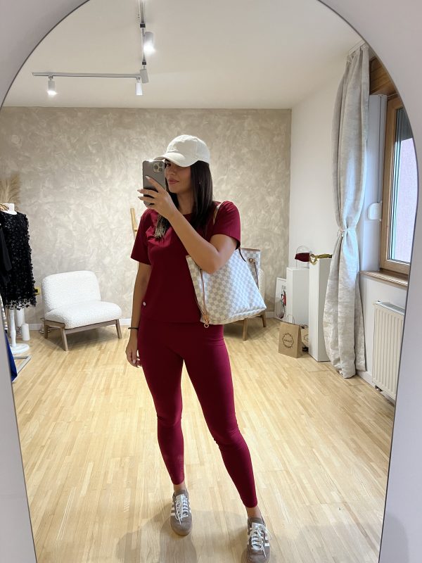Komplet majica i tajice